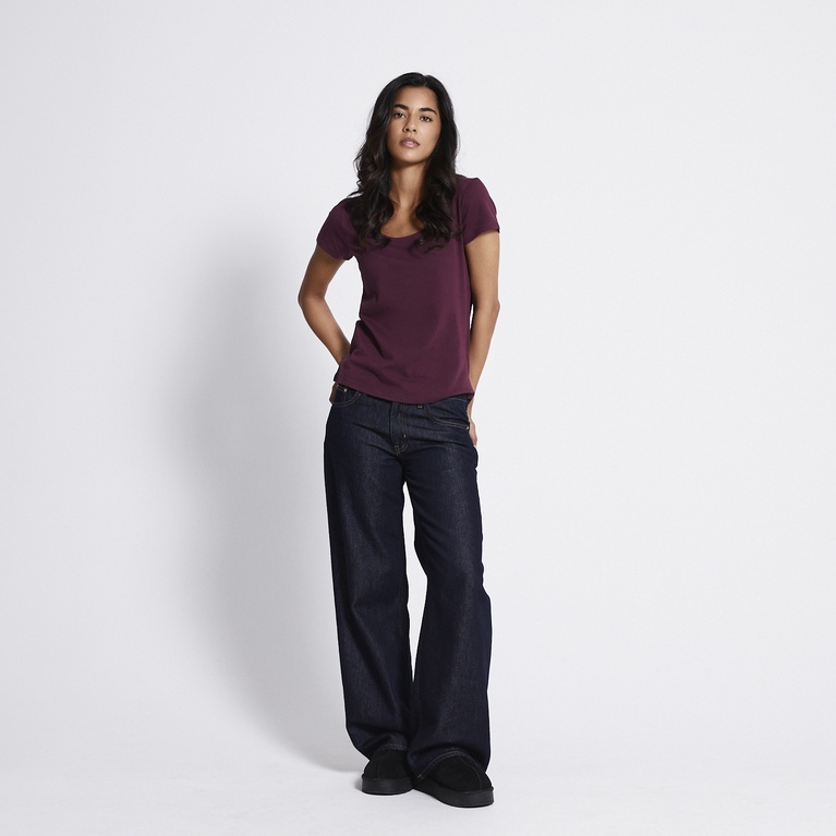 Basic scoop neck tee "Filippa" Plum